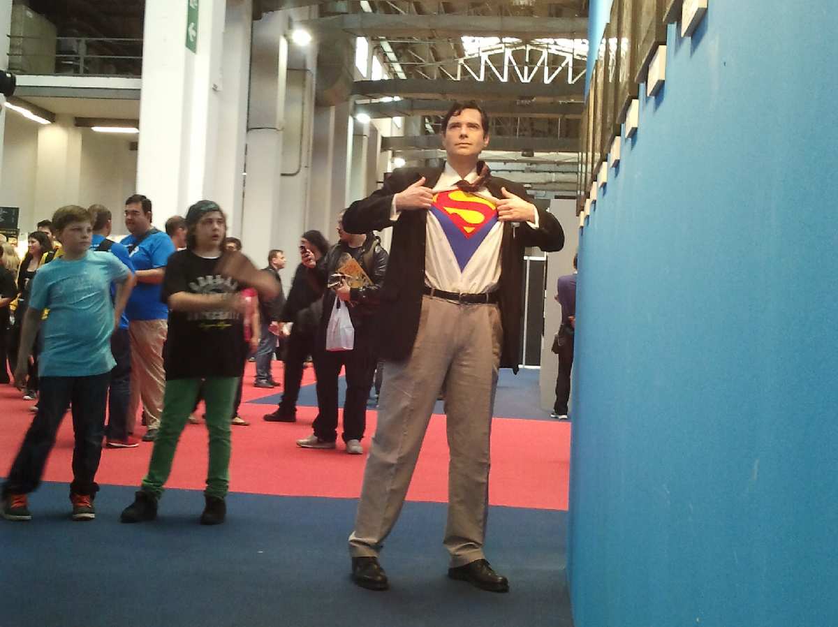 SUPERMAN (CARLOS CHARDI) EN EL SALON DEL COMIC
